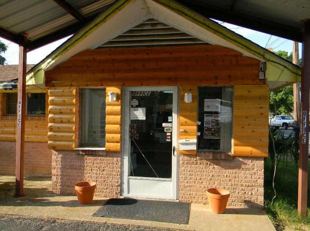 Little Shamrock Motel 默弗里斯伯勒 外观 照片